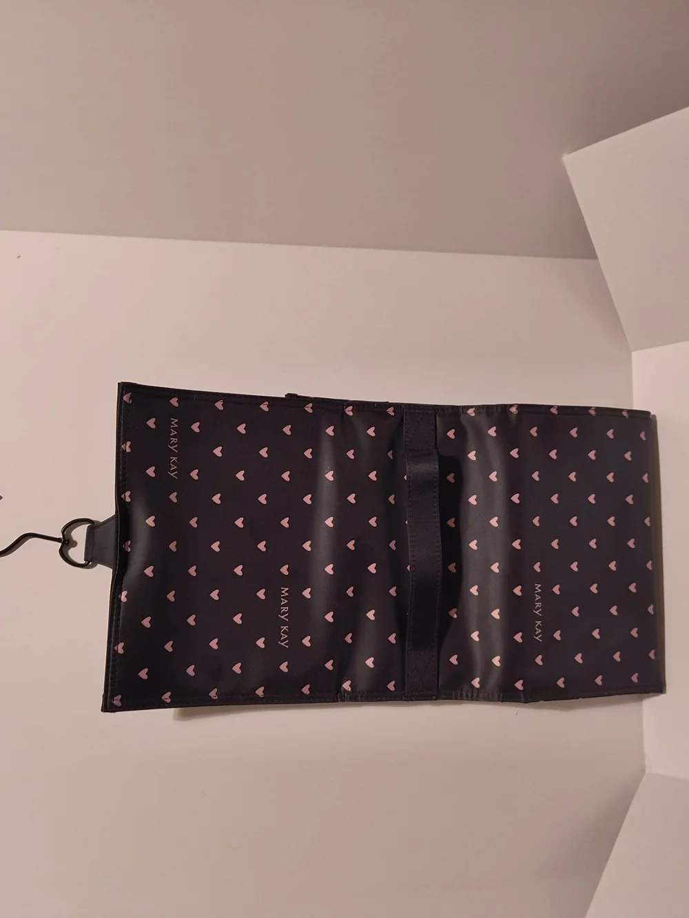 Mary Kay Black Makeup Carry Case with Pink Heart Print - Picture 6 of 6